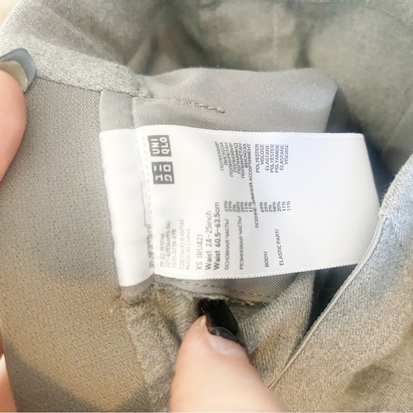 Uniqlo Light Gray Skinny Classic Pull On Pant - Picture 3 of 3